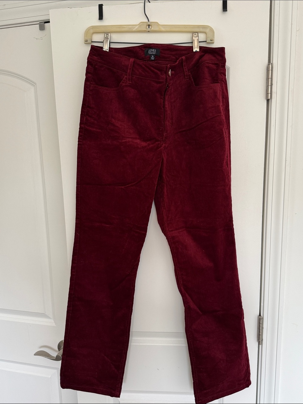 Jones New York Women's Straight-Leg Corduroy Jeans in Burgundy